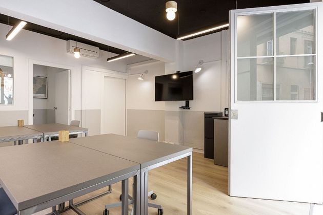Foto 2 de Alquiler de oficina en Vila de Gràcia de 30 m²