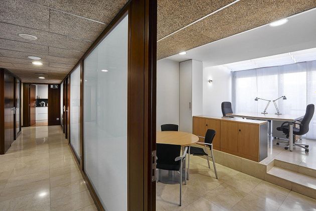 Foto 1 de Alquiler de oficina en Vila de Gràcia de 50 m²