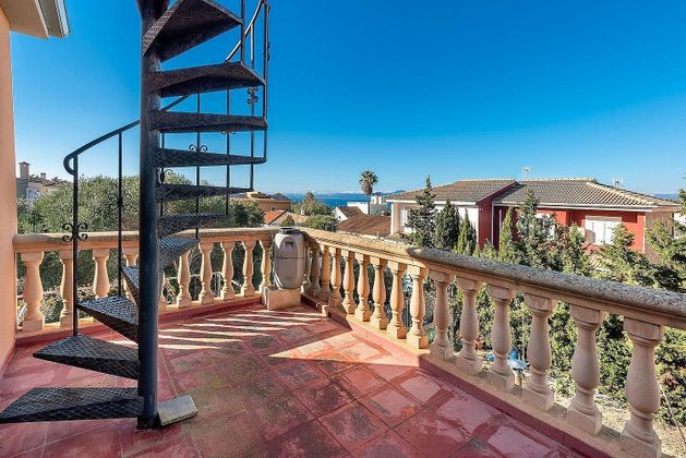 Foto 1 de Casa en venta en Badia Blava-Badia Gran-Tolleric de 4 habitaciones con terraza y piscina
