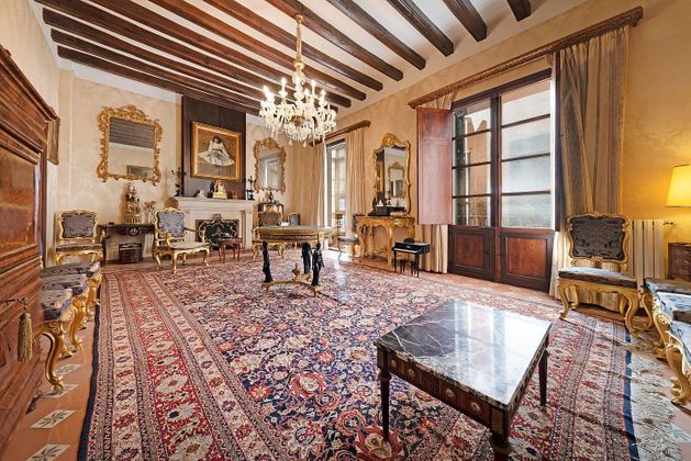 Foto 2 de Xalet en venda a La Seu - Cort - Monti-sión de 6 habitacions amb terrassa i balcó