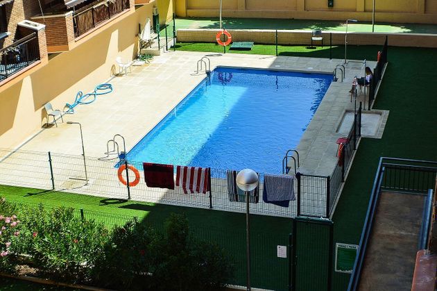 Foto 2 de Pis en venda a paseo De la Estación de 3 habitacions amb terrassa i piscina