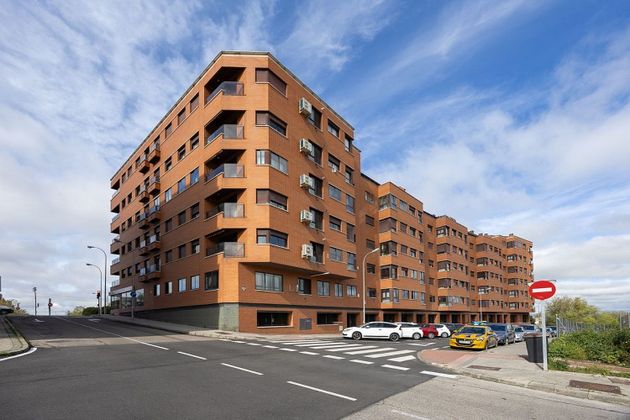 Foto 1 de Pis en venda a Tres Olivos - Valverde de 3 habitacions amb garatge i aire acondicionat