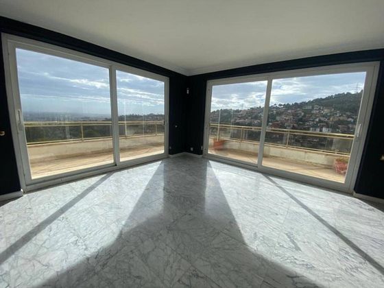 Foto 1 de Casa en venda a Santa Coloma de Cervelló de 5 habitacions amb terrassa i piscina