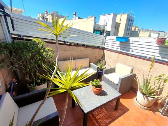 Foto 1 de Ático en venta en Hostafrancs de 4 habitaciones con terraza y balcón