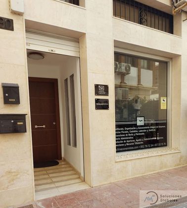 Foto 1 de Oficina en alquiler en calle Málaga con aire acondicionado