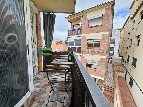 Foto 1 de Pis en venda a Centre - Santa Coloma de Gramanet de 3 habitacions amb balcó i aire acondicionat