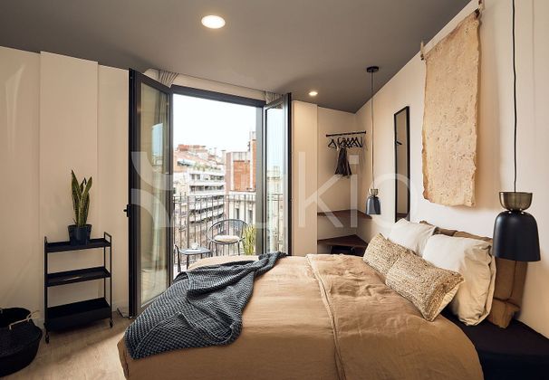 Foto 1 de Alquiler de piso en La Sagrada Família de 2 habitaciones con terraza y muebles
