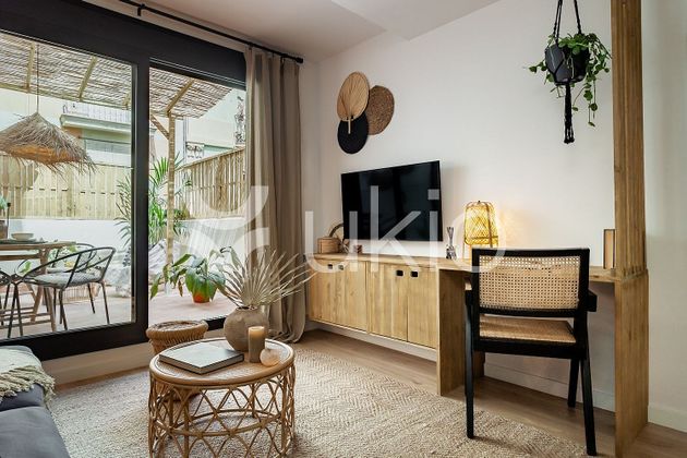 Foto 2 de Àtic en lloguer a Vila de Gràcia de 1 habitació amb terrassa i mobles