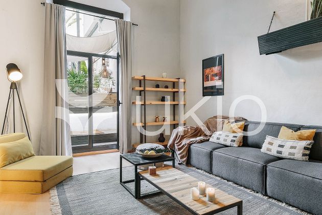 Foto 2 de Dúplex en lloguer a Sant Pere, Santa Caterina i la Ribera de 1 habitació amb terrassa i mobles
