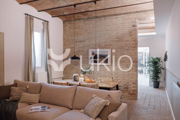Foto 2 de Alquiler de piso en Vila de Gràcia de 1 habitación con terraza y muebles
