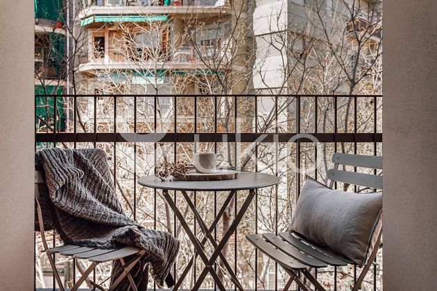 Foto 2 de Pis en lloguer a Sant Antoni de 3 habitacions amb mobles i balcó