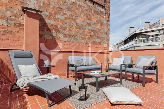 Foto 1 de Àtic en lloguer a Sant Antoni de 2 habitacions amb terrassa i mobles