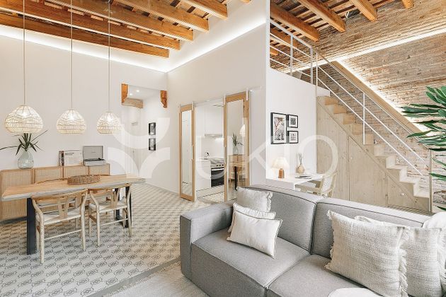 Foto 2 de Pis en lloguer a Sarrià de 2 habitacions amb terrassa i mobles