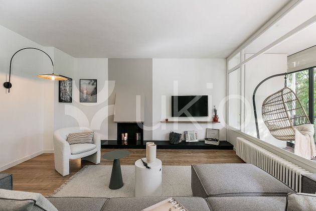 Foto 1 de Alquiler de piso en Sant Gervasi - La Bonanova de 4 habitaciones con terraza y muebles