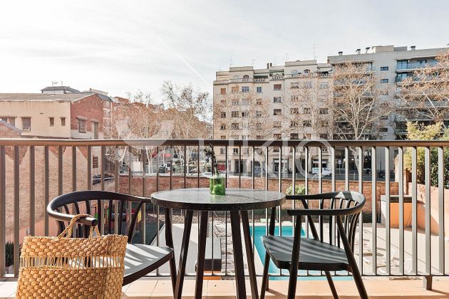 Foto 2 de Alquiler de piso en Les Corts de 1 habitación con terraza y piscina