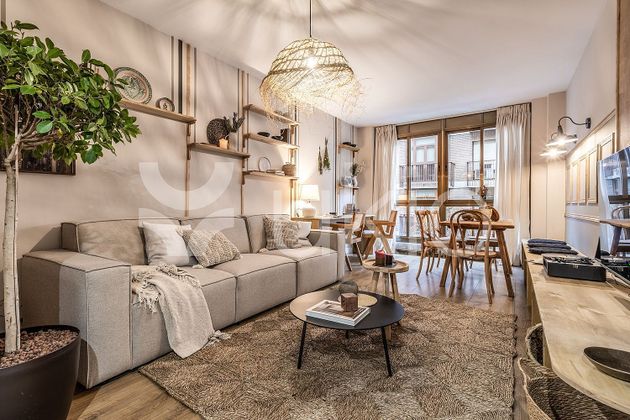 Foto 1 de Pis en lloguer a El Poble Sec - Parc de Montjuïc de 3 habitacions amb mobles i aire acondicionat