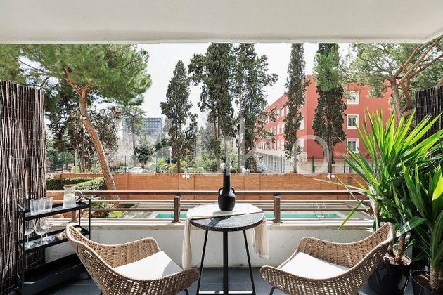 Foto 2 de Piso en alquiler en Pedralbes de 1 habitación con terraza y piscina
