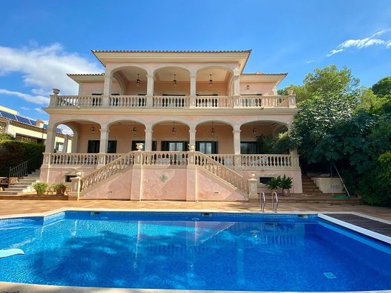 Foto 2 de Chalet en venta en S'Arenal-Son Verí de 6 habitaciones con terraza y piscina