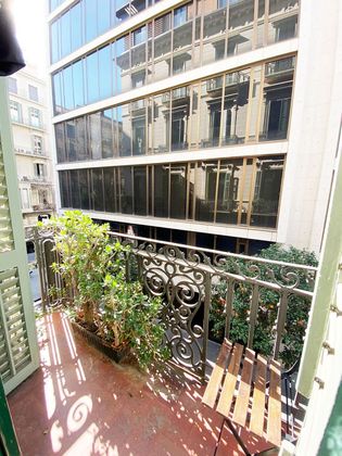 Foto 2 de Piso en alquiler en La Dreta de l'Eixample de 3 habitaciones con muebles y balcón