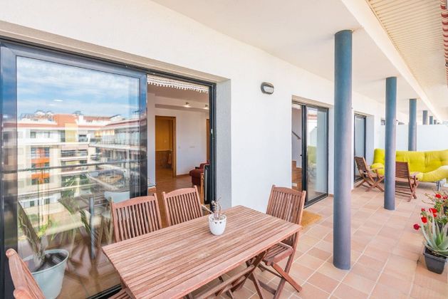Foto 2 de Dúplex en alquiler en Centre - Pineda de Mar de 3 habitaciones con terraza y garaje