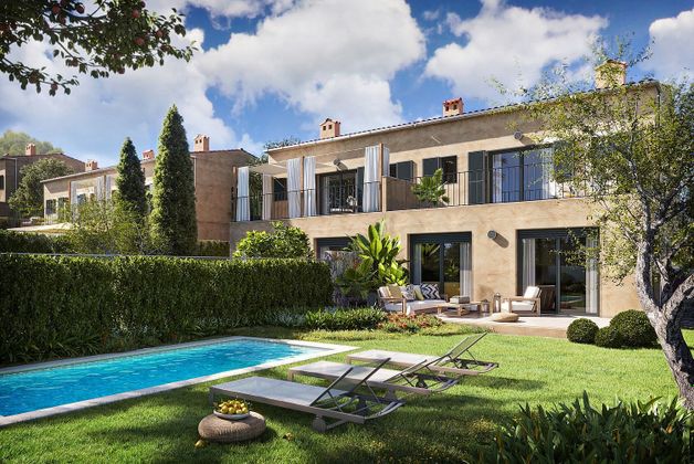 Foto 2 de Casa adossada en venda a Calvià de 3 habitacions amb terrassa i jardí
