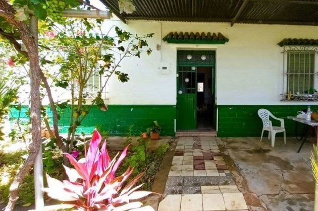 Foto 2 de Chalet en venta en calle Conejito de 3 habitaciones con terraza y garaje