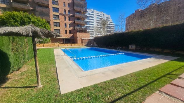 Foto 1 de Àtic en venda a calle De Dolores Marqués de 2 habitacions amb terrassa i piscina