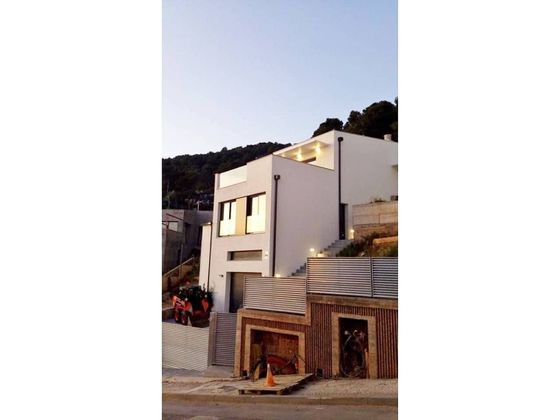 Foto 1 de Casa en venda a calle De Barcelona de 3 habitacions amb terrassa i piscina