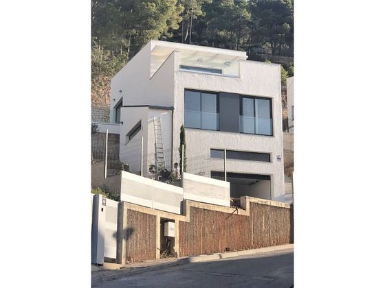 Foto 2 de Venta de casa en calle De Barcelona de 3 habitaciones con terraza y piscina