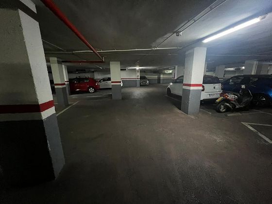 Foto 2 de Garatge en lloguer a calle De Sardenya de 9 m²