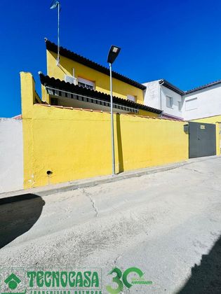Foto 1 de Casa en venda a calle Agua de 3 habitacions amb garatge i jardí