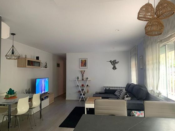 Foto 2 de Venta de piso en Centre - Sant Boi de Llobregat de 2 habitaciones con aire acondicionado y calefacción