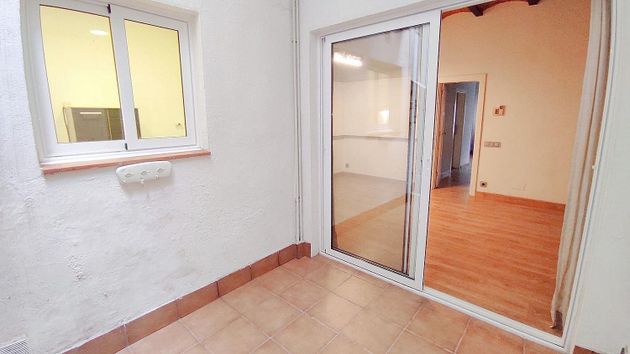 Foto 2 de Venta de piso en Sanfeliu de 1 habitación con terraza y aire acondicionado