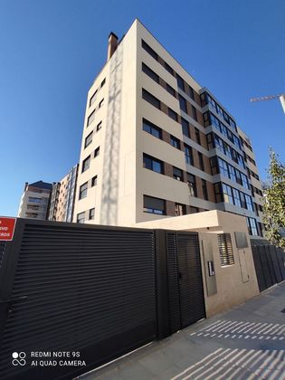 Foto 1 de Venta de piso en calle Enrique Urquijo de 3 habitaciones con terraza y piscina