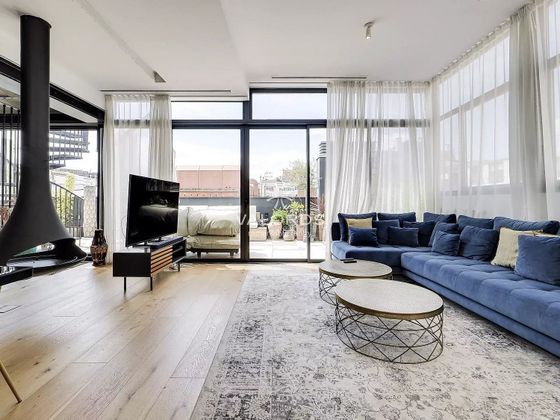 Foto 1 de Àtic en venda a Vila de Gràcia de 4 habitacions amb terrassa i aire acondicionat