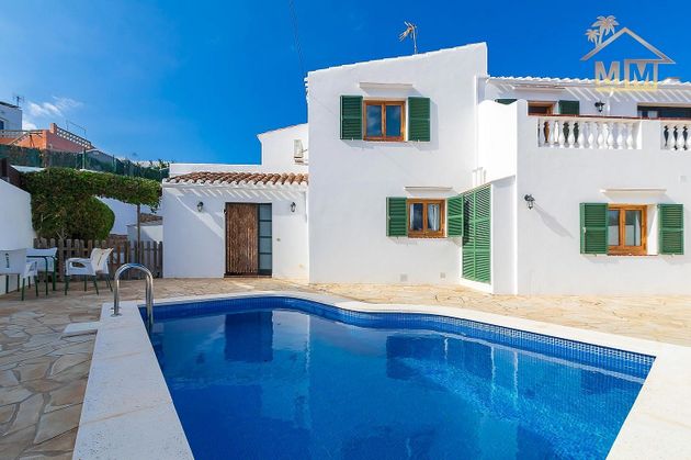 Foto 1 de Xalet en venda a Castell (Es) de 7 habitacions amb terrassa i piscina