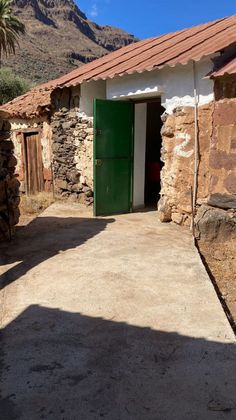 Foto 2 de Casa rural en venta en San Bartolomé de Tirajana interior de 1 habitación con terraza