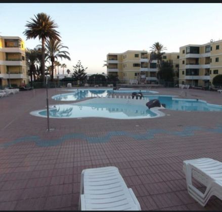 Foto 2 de Pis en venda a Playa del Inglés de 2 habitacions amb piscina