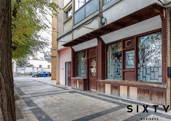 Foto 1 de Local en venda a calle Ramon y Cajal de 175 m²