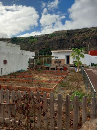 Foto 1 de Casa en venda a calle Dos de Mayo de 2 habitacions amb piscina i jardí