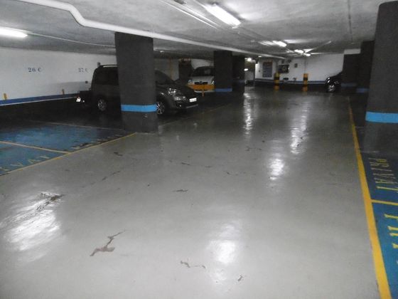 Foto 2 de Alquiler de garaje en calle De L'hospital de 12 m²