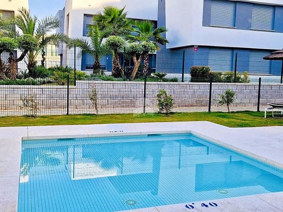 Foto 1 de Pis en venda a El Padrón - El Velerín - Voladilla de 3 habitacions amb terrassa i piscina
