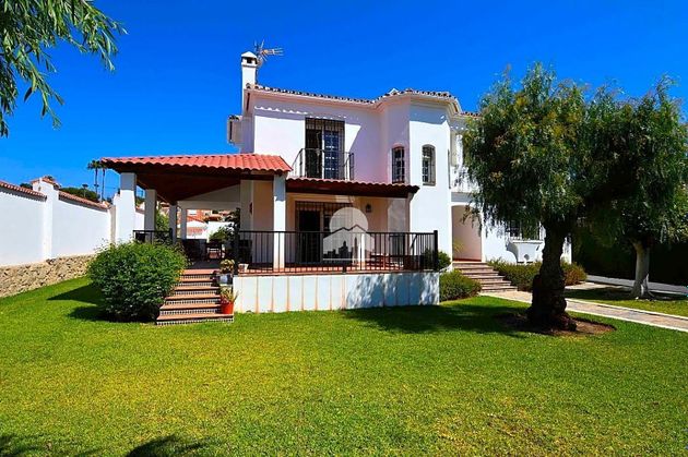 Foto 1 de Xalet en lloguer a Estepona Oeste - Valle Romano - Bahía Dorada de 4 habitacions amb terrassa i piscina