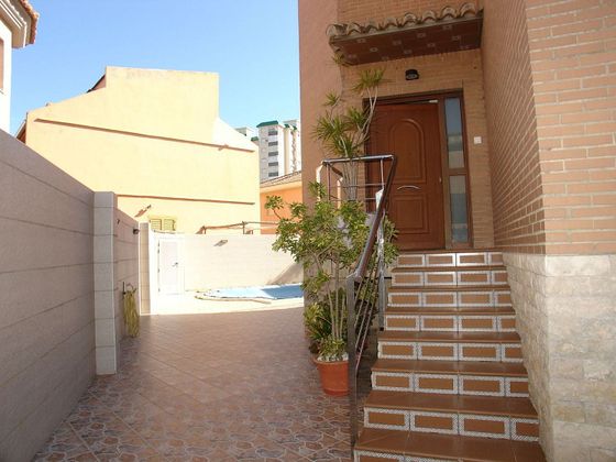 Foto 1 de Xalet en venda a El Perelló - Les Palmeres - Mareny de Barraquetes de 5 habitacions amb terrassa i piscina