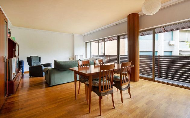 Foto 2 de Pis en venda a La Vila Olímpica del Poblenou de 4 habitacions amb terrassa i balcó