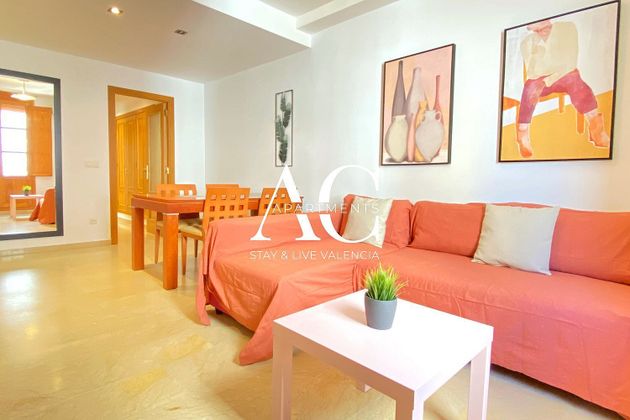 Foto 2 de Alquiler de piso en El Carme de 2 habitaciones con muebles y aire acondicionado