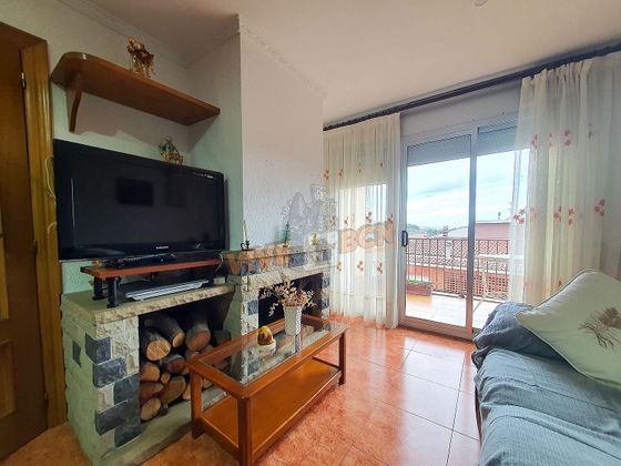 Foto 1 de Piso en venta en Sant Celoni de 4 habitaciones con terraza y balcón
