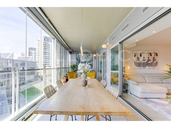 Foto 2 de Piso en venta en Diagonal Mar i el Front Marítim del Poblenou de 2 habitaciones con terraza y piscina