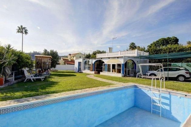 Foto 1 de Casa rural en venda a El Padrón - El Velerín - Voladilla de 2 habitacions amb terrassa i piscina