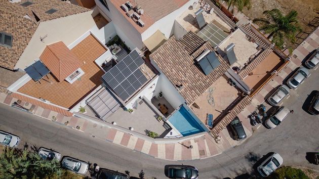 Foto 2 de Venta de casa en San Pedro de Alcántara pueblo de 3 habitaciones con terraza y piscina